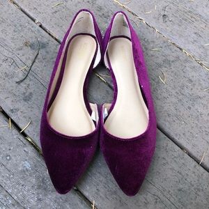 ✨ Size 7 Velvet Pointed Toe Flats